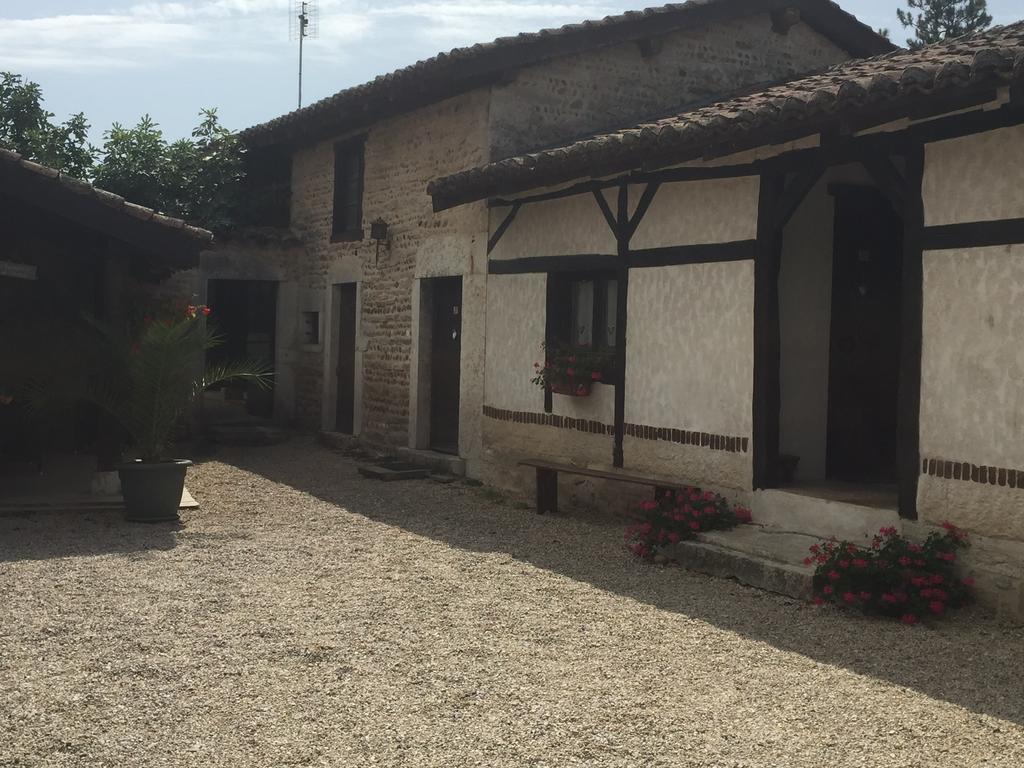 Viriat Le Moulin De Champagne Bed & Breakfast エクステリア 写真